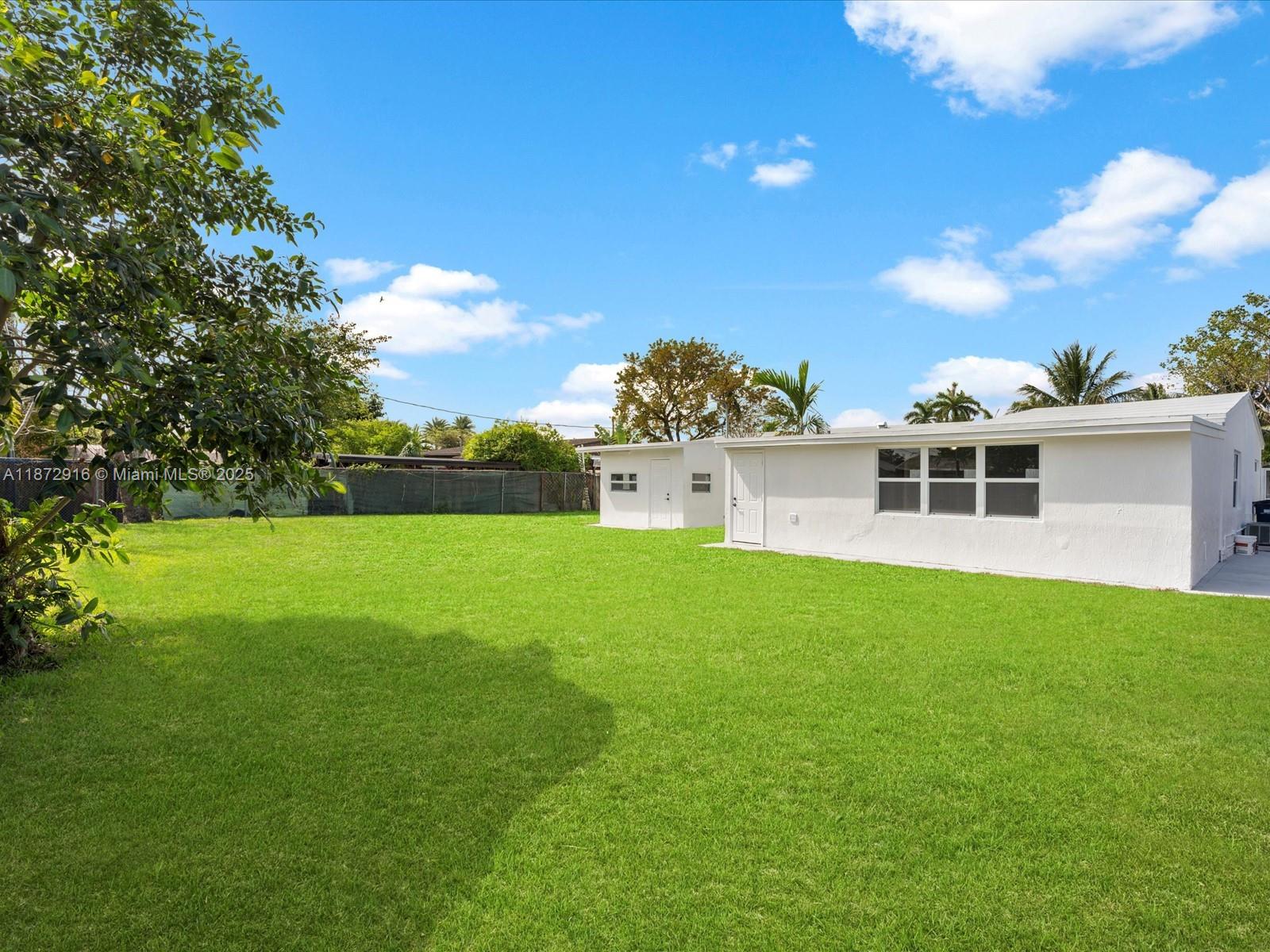 TROPICAL ESTATES 1ST ADDN - Residential