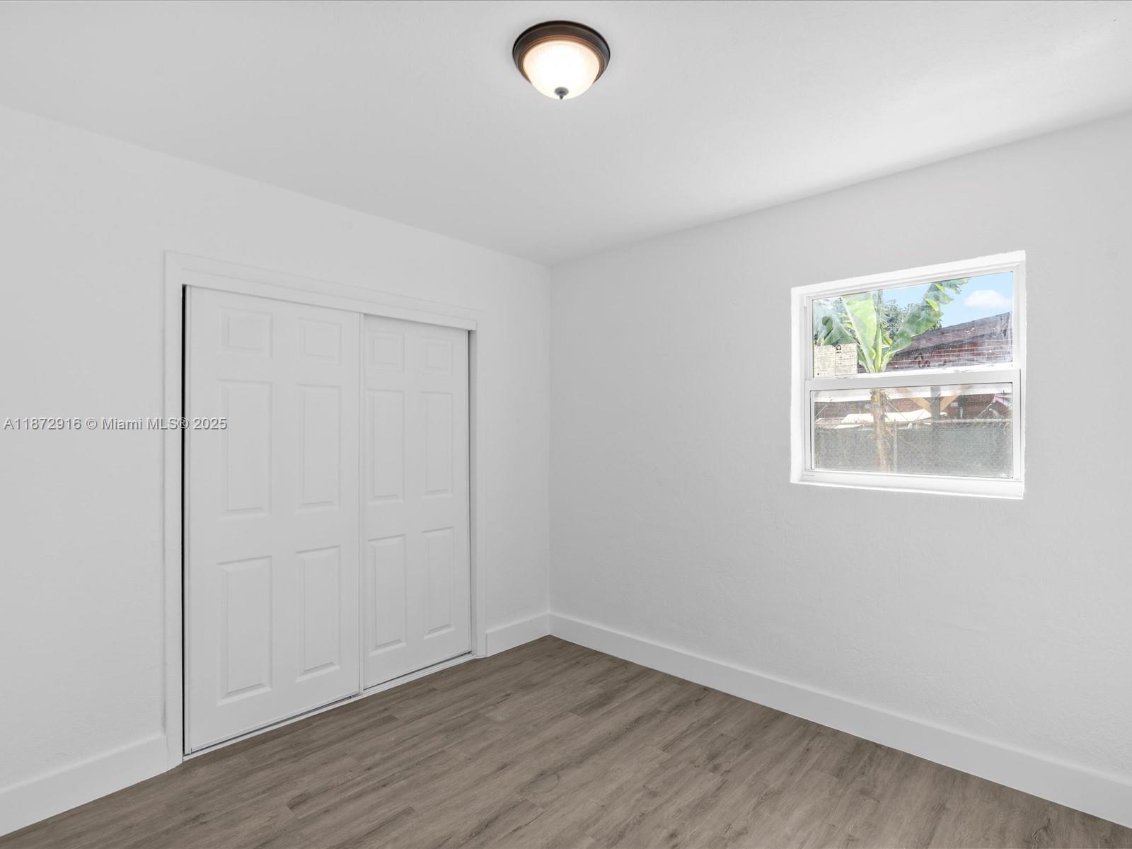 TROPICAL ESTATES 1ST ADDN - Residential