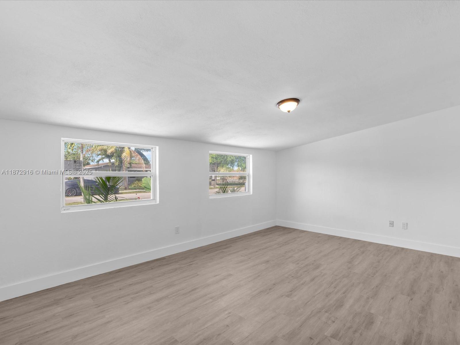 TROPICAL ESTATES 1ST ADDN - Residential