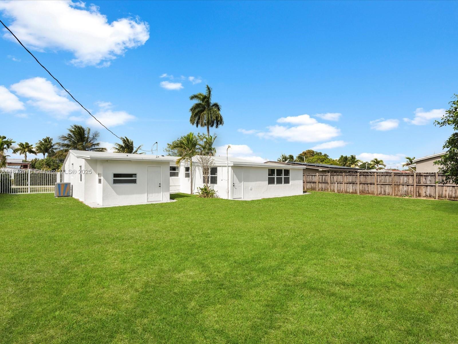 TROPICAL ESTATES 1ST ADDN - Residential