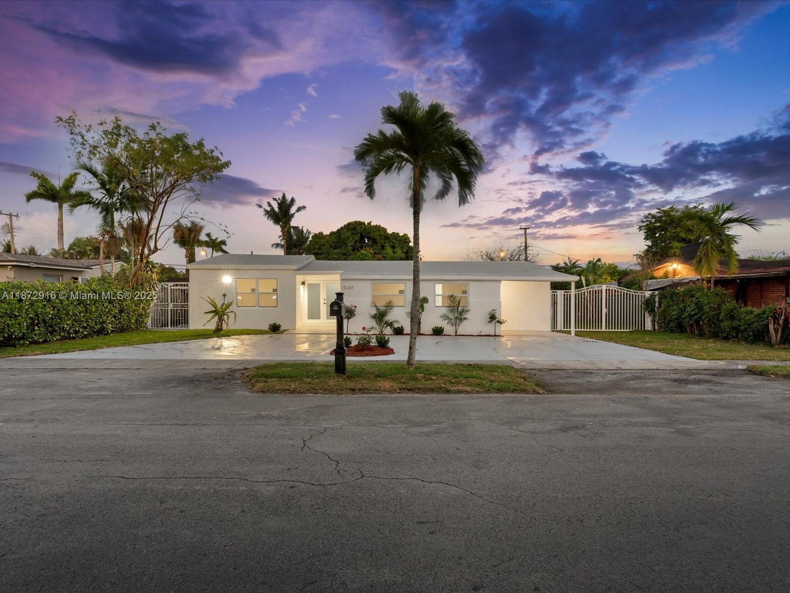 TROPICAL ESTATES 1ST ADDN - Residential