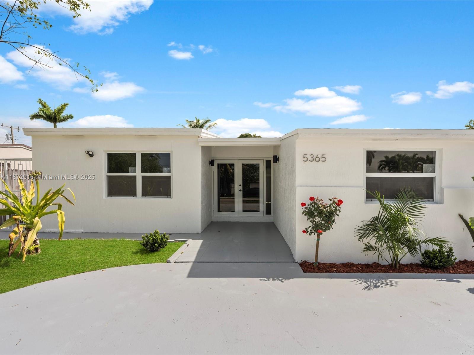 TROPICAL ESTATES 1ST ADDN - Residential
