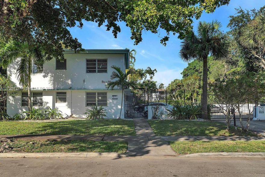 Cozy 1bed/1bath located in the gated, canal-front building of Belle Meade Place. East of Biscayne Blvd, within close proximity to Miami Beach, Design District and the Miami airport. The Belle Meade Place is a 2-story building located right next to the gated Belle Meade single family homes community. This unit has central AC, freshly painted, a gated/assigned parking spot and the building offers a laundry facility as well as a canal front community pool with a shared boat dock leading to Biscayne Bay with no fixed bridges (dock is only for pick up and drop off.) Shopping and restaurants within a few blocks.