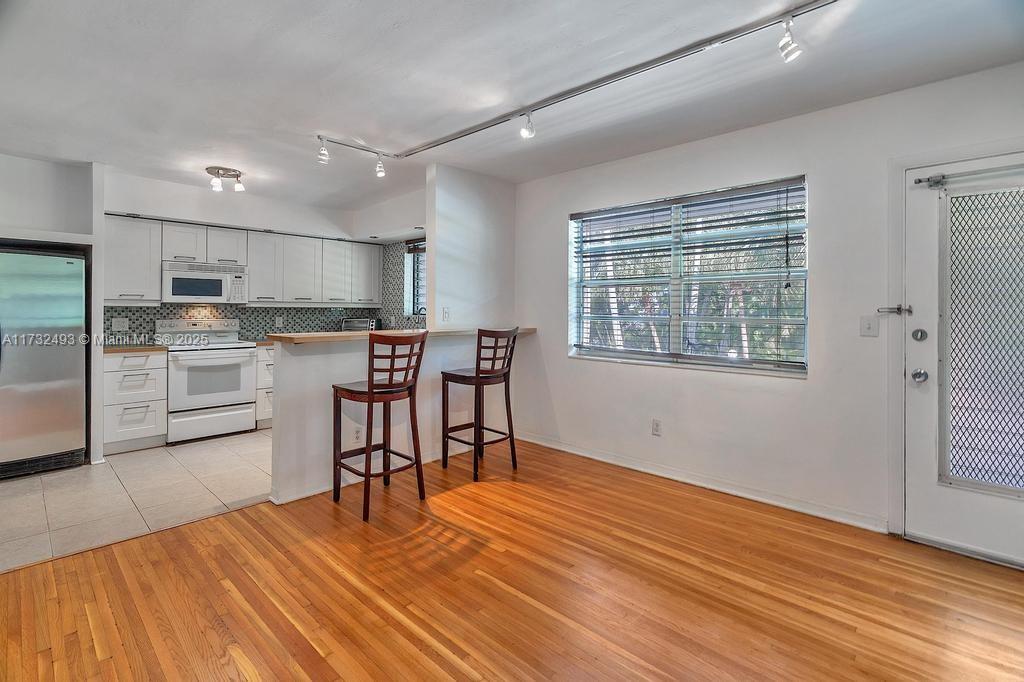 BELLE MEADE PLACE CONDO - Residential Lease