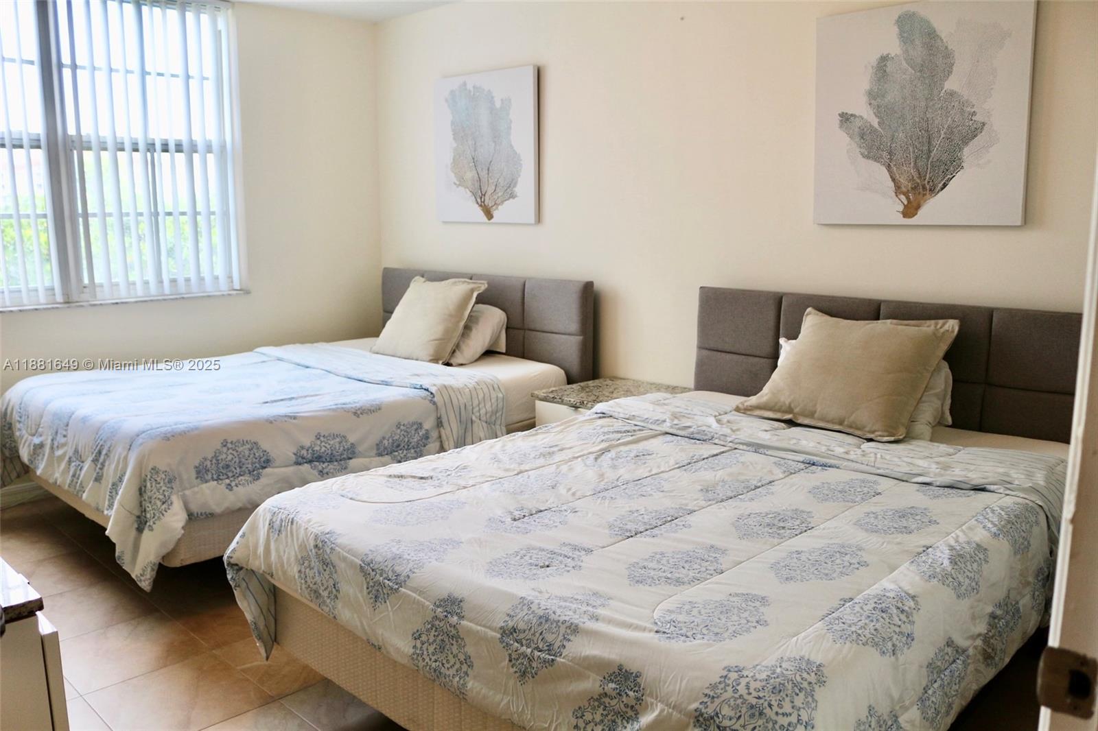 THE YACHT CLUB AT AVENTUR - Residential Lease