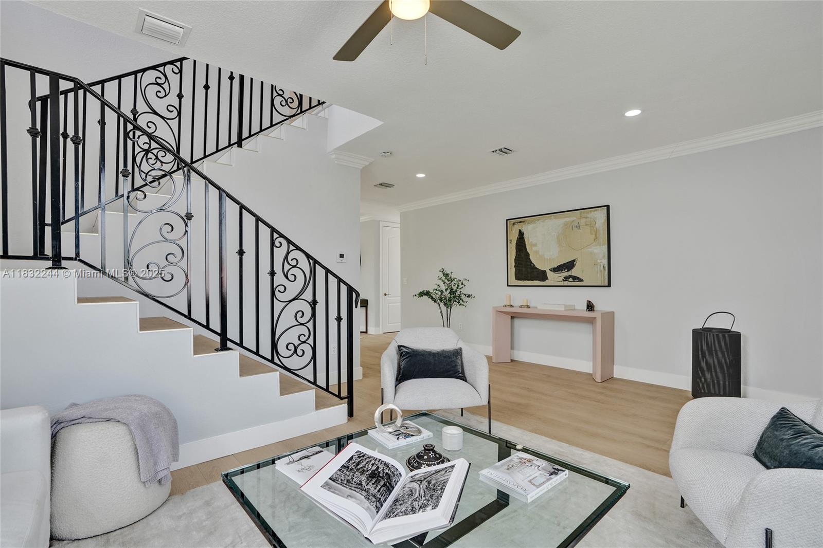 1411 Normandy Dr
