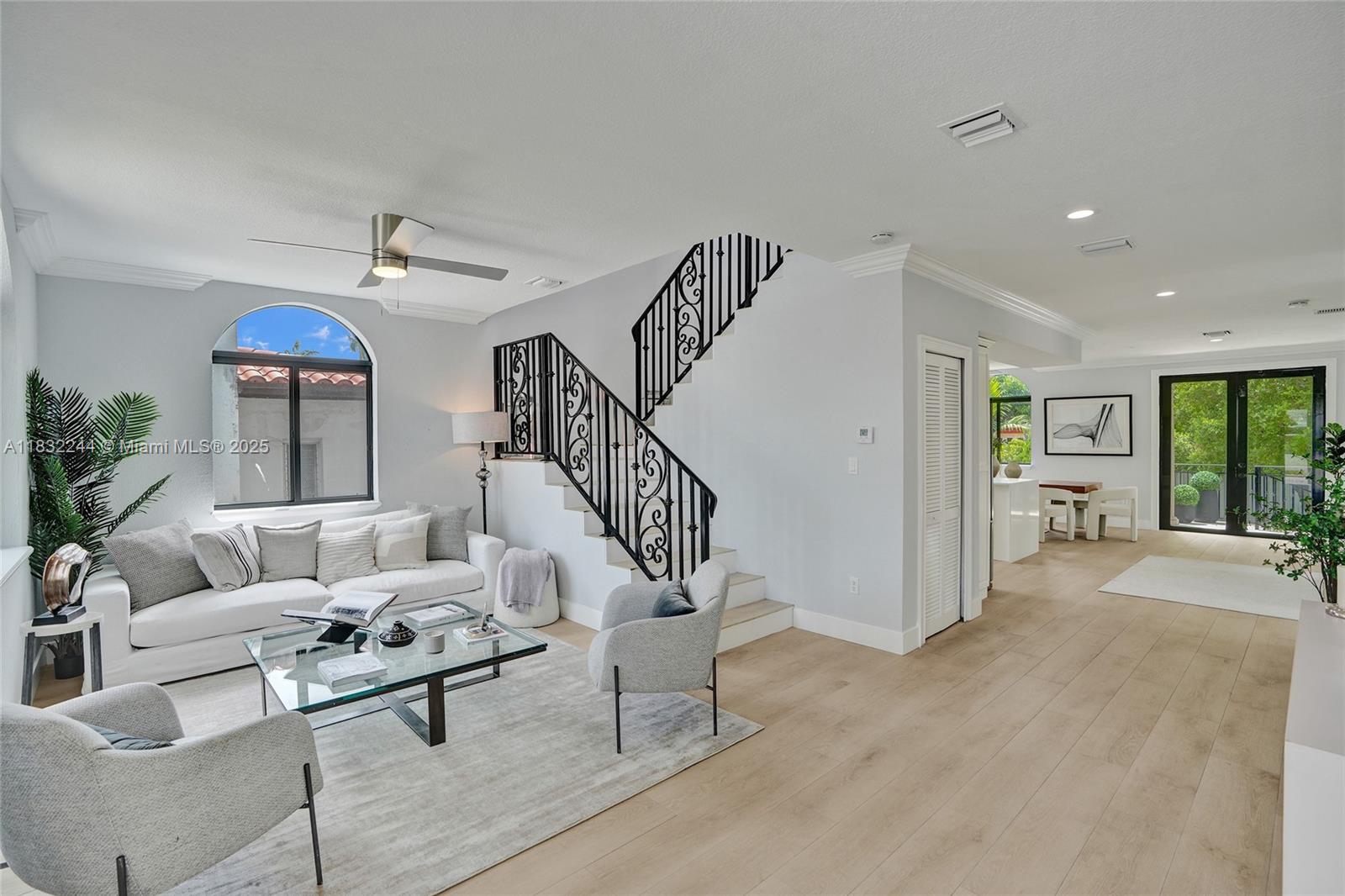 1411 Normandy Dr