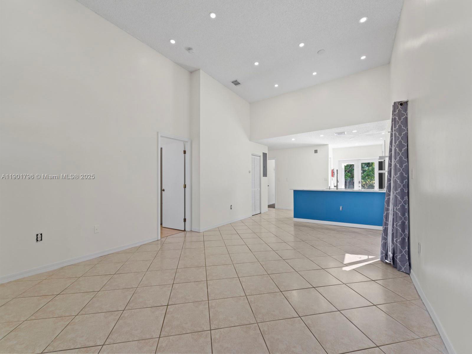 LAGUNA PONDS SEC 2 - Residential