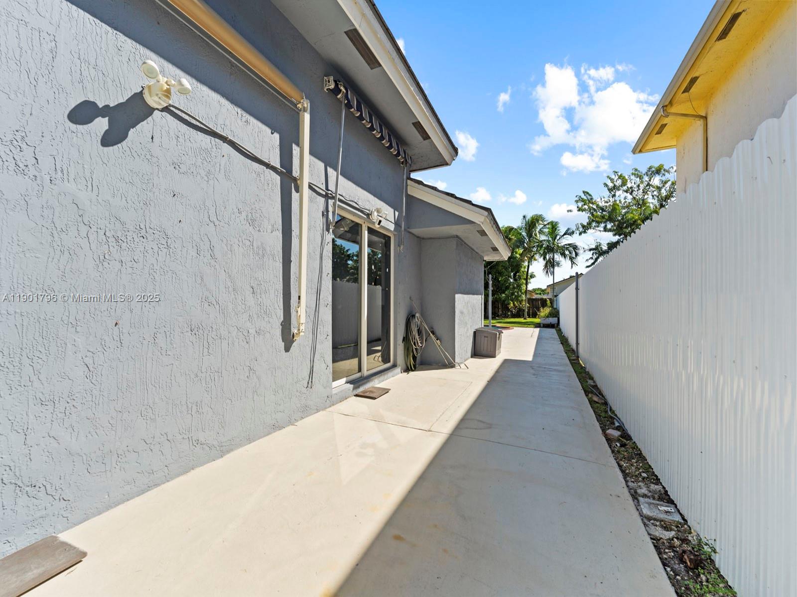 LAGUNA PONDS SEC 2 - Residential