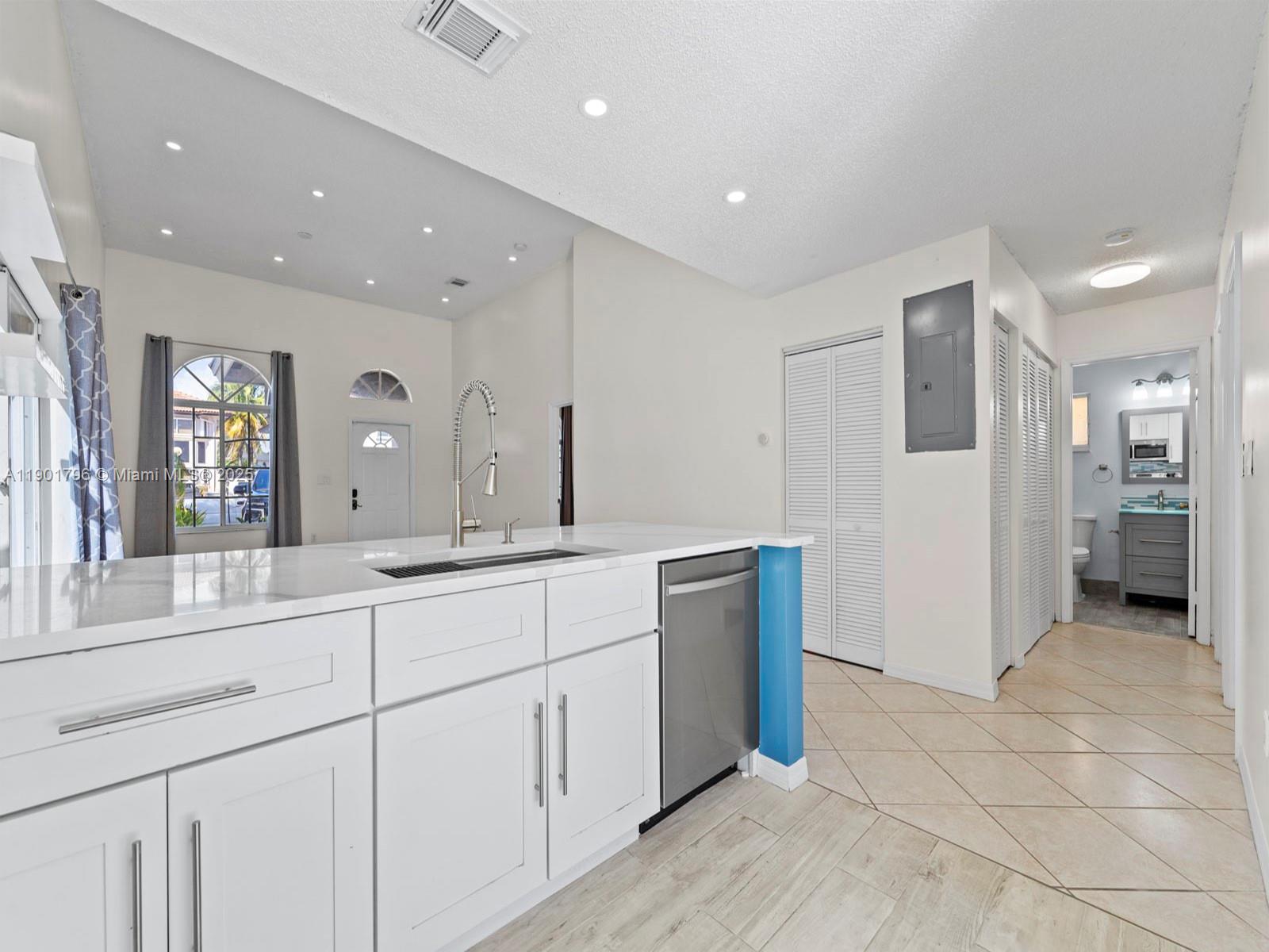 LAGUNA PONDS SEC 2 - Residential