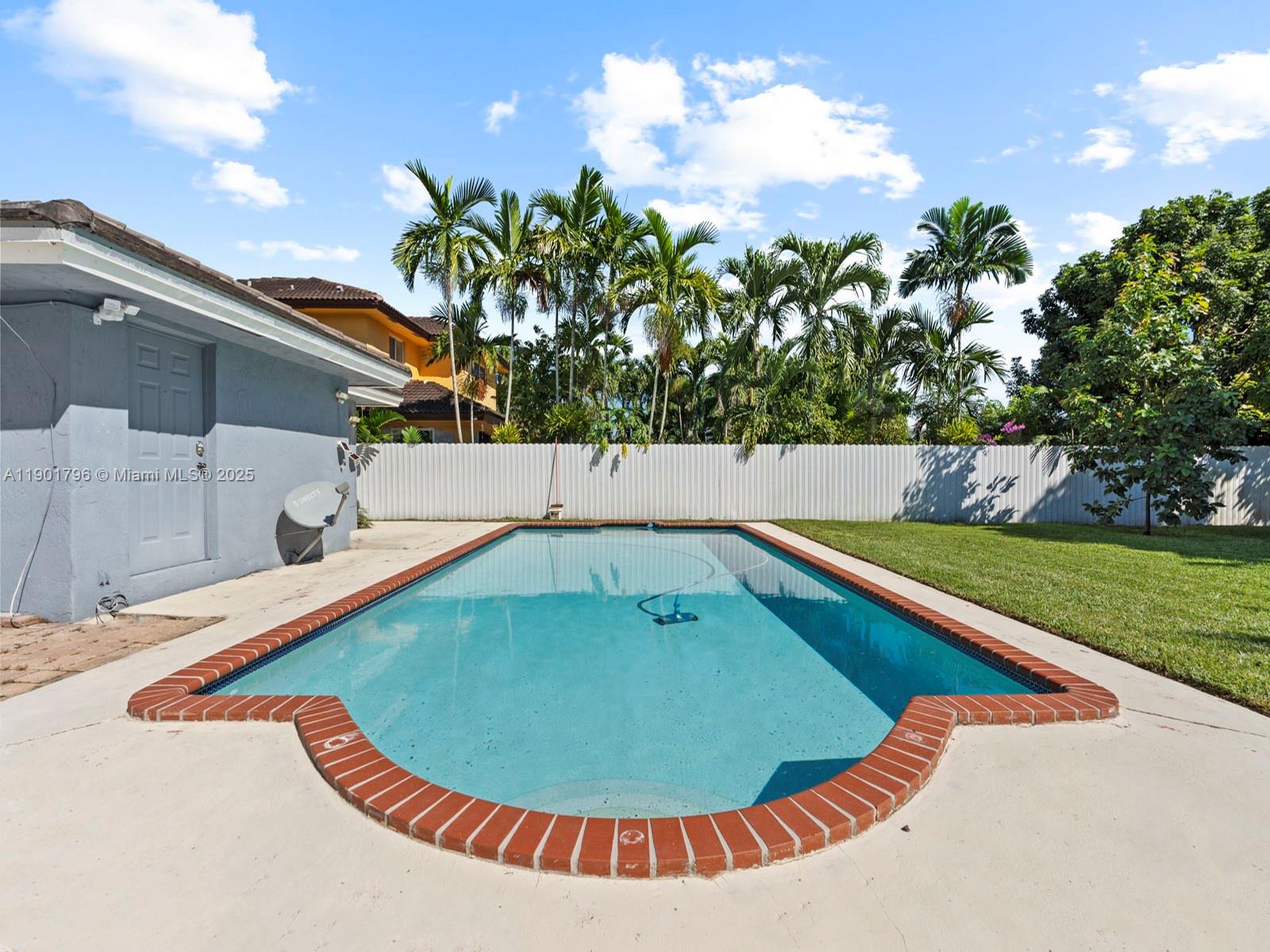 LAGUNA PONDS SEC 2 - Residential