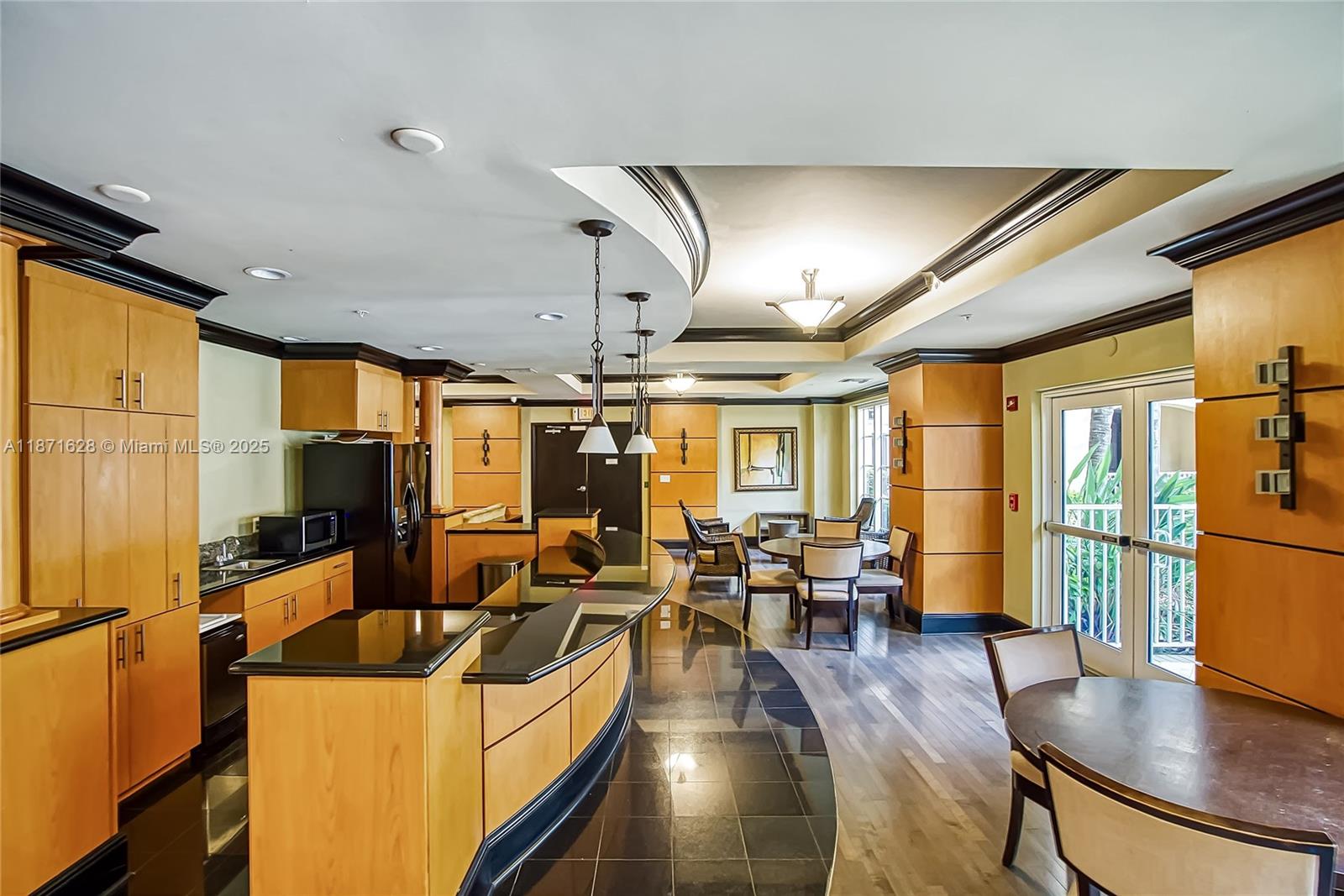 ALAQUA CONDO - Residential