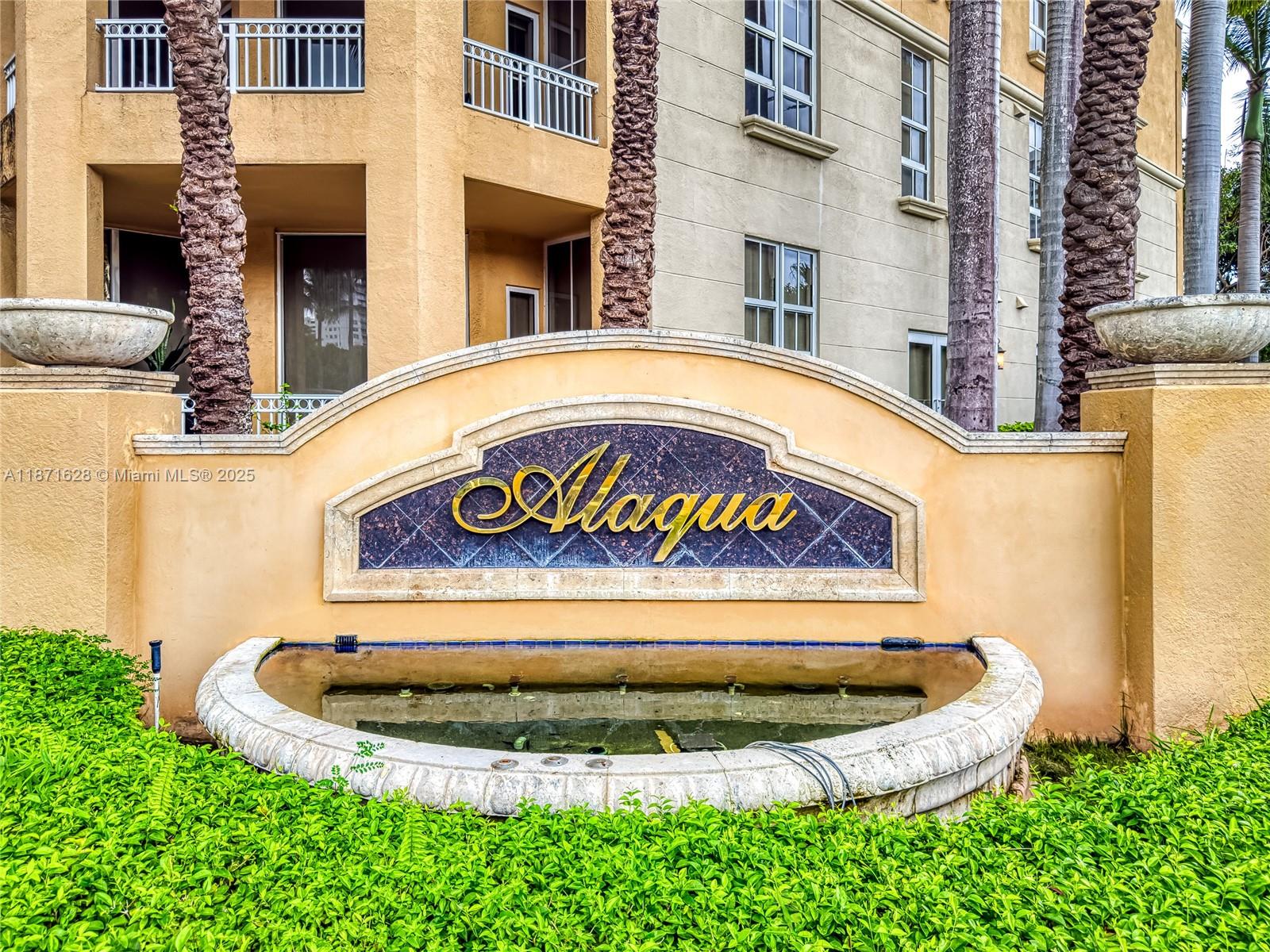 ALAQUA CONDO - Residential