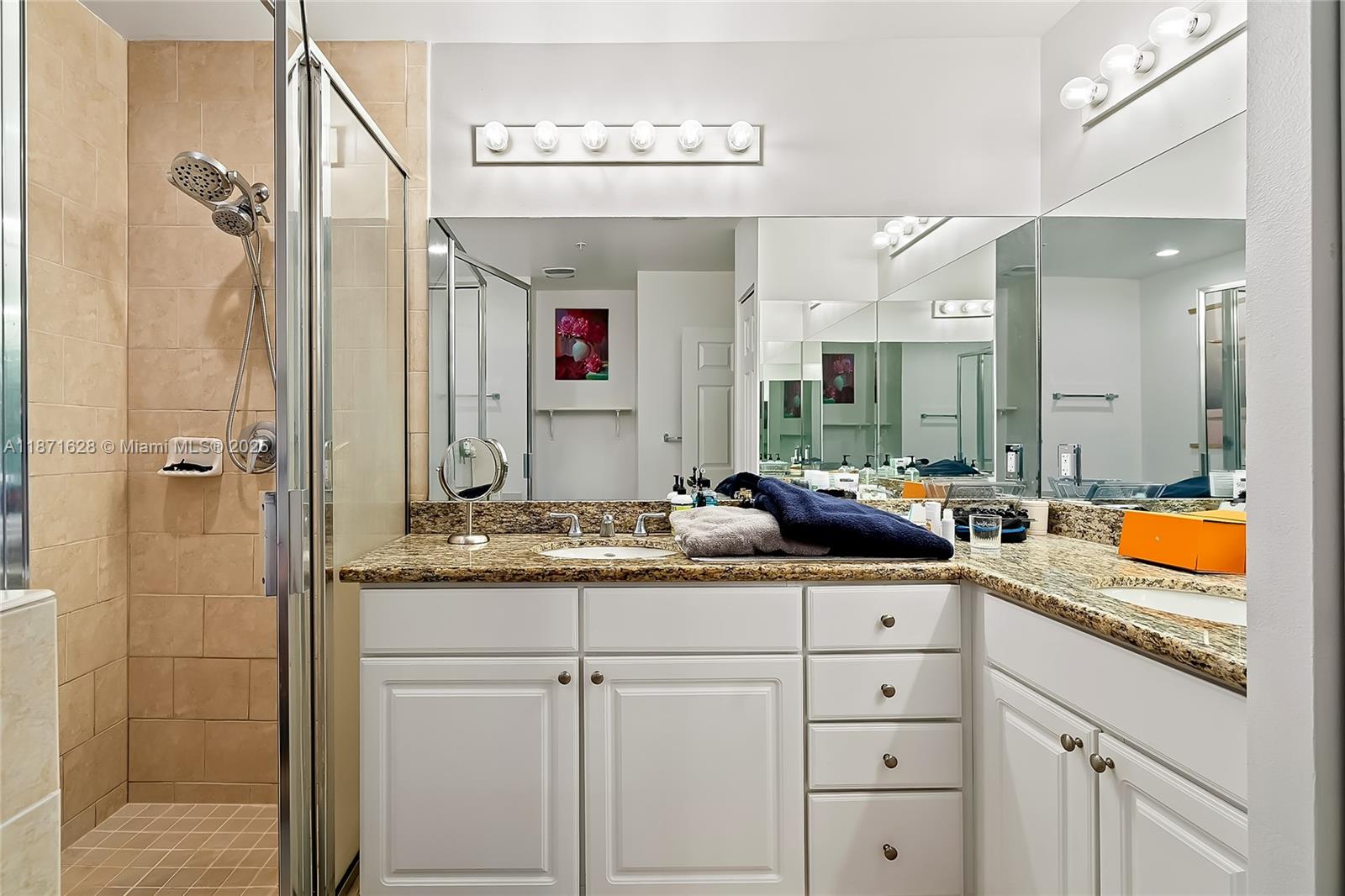 ALAQUA CONDO - Residential