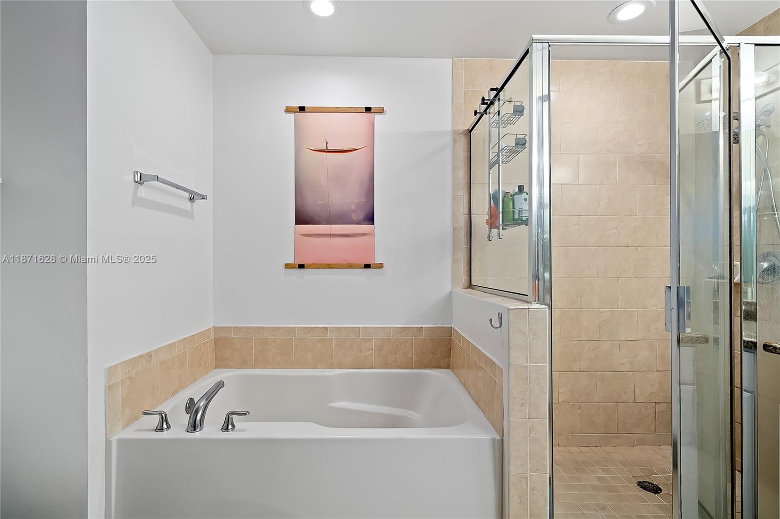 ALAQUA CONDO - Residential