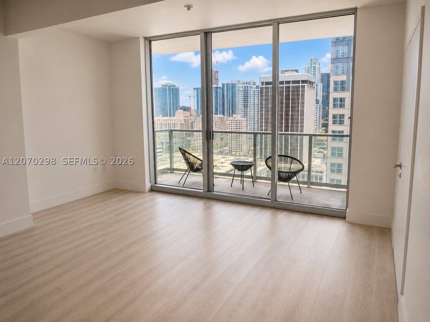 300 S BISCAYNE BL 2503