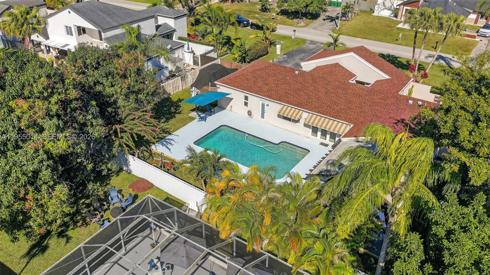 WEITZER SHAUNA MEADOWS SE - Residential