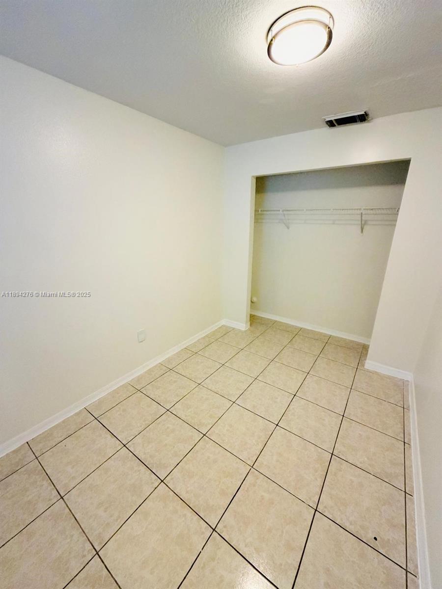 NARANJA GARDENS - Residential Lease
