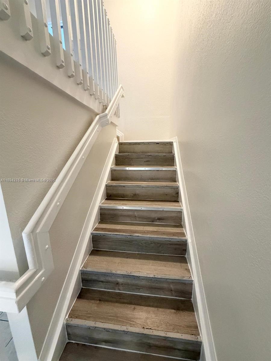 NARANJA GARDENS - Residential Lease