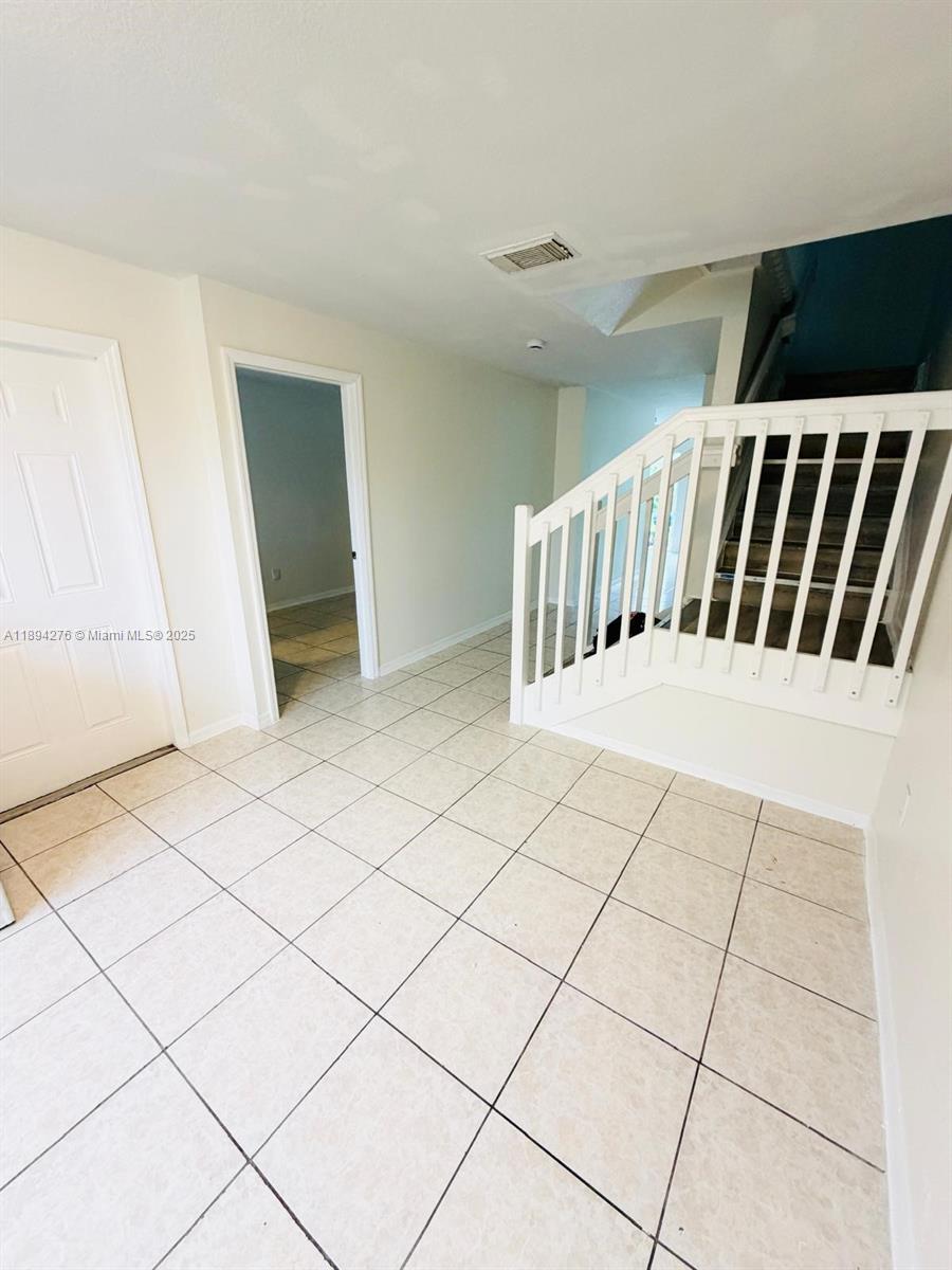 NARANJA GARDENS - Residential Lease