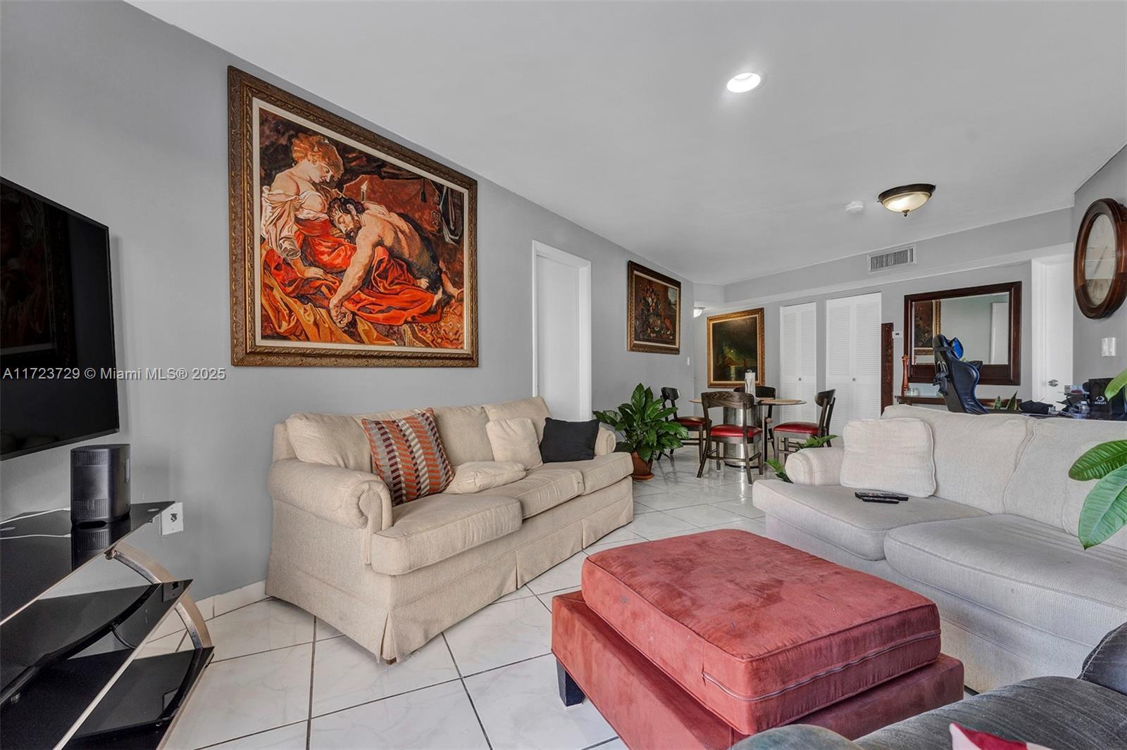 BONI-VISTA CONDO - Residential