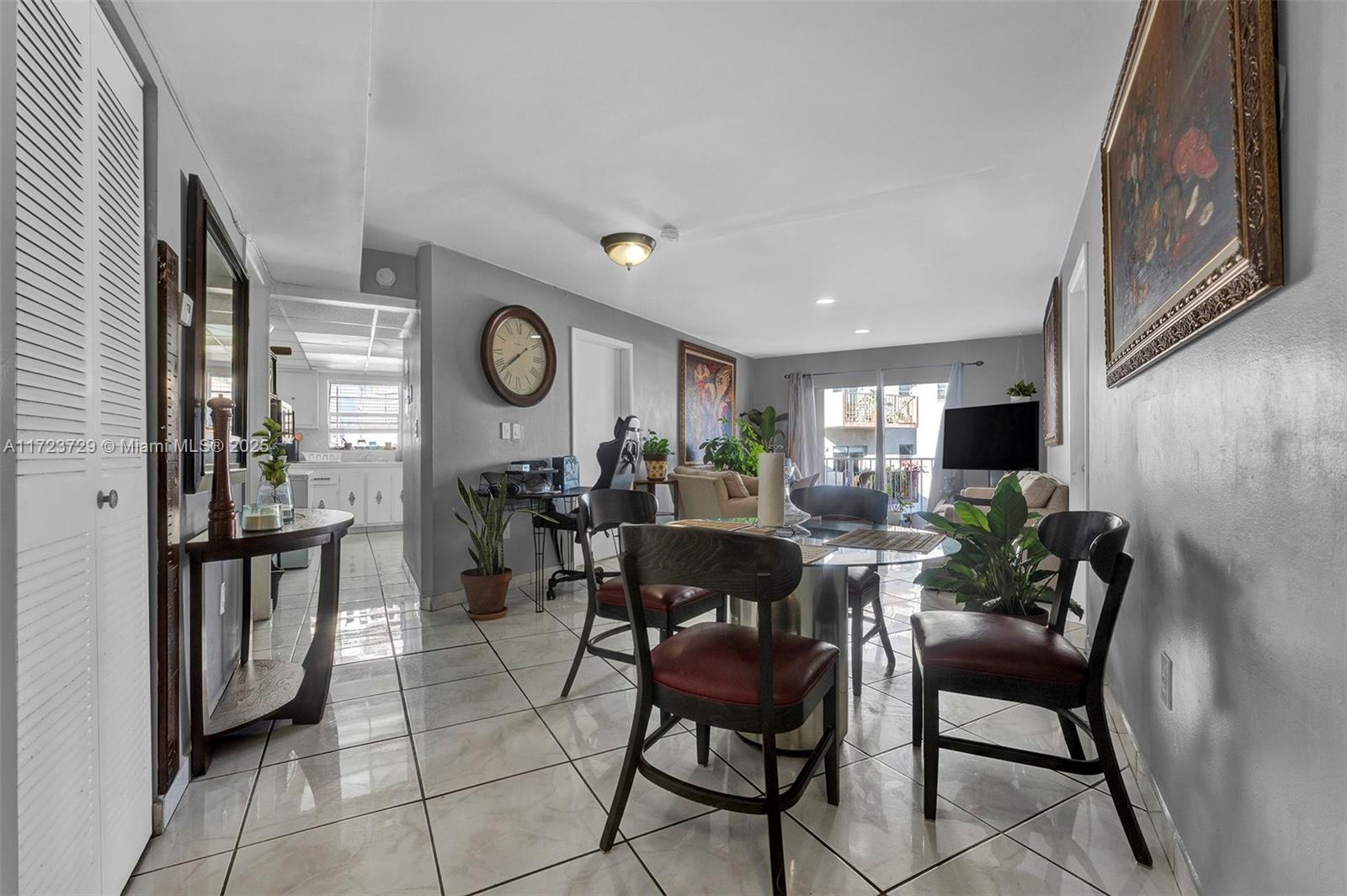 BONI-VISTA CONDO - Residential