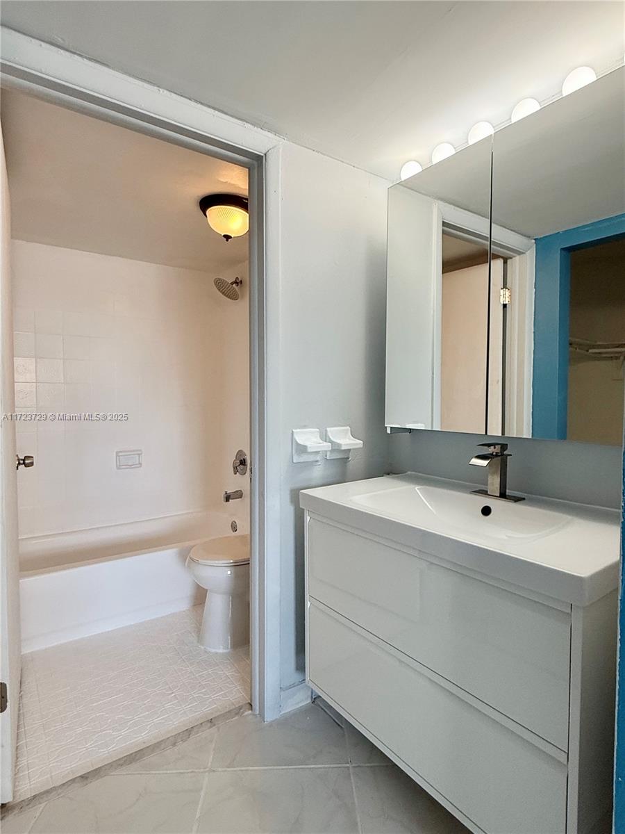 BONI-VISTA CONDO - Residential
