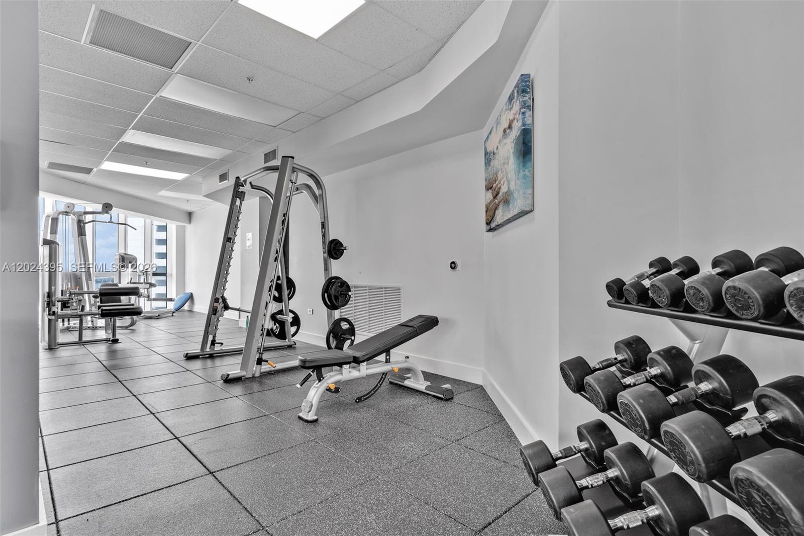 PLATINUM CONDO - Residential Lease