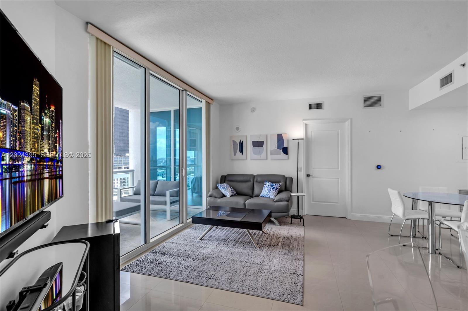 PLATINUM CONDO - Residential Lease
