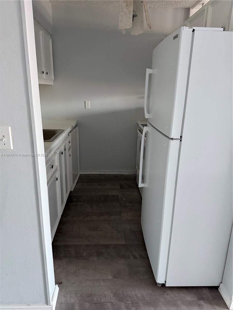 ROLEN LAKE GARDENS CO-OP - Residential Lease