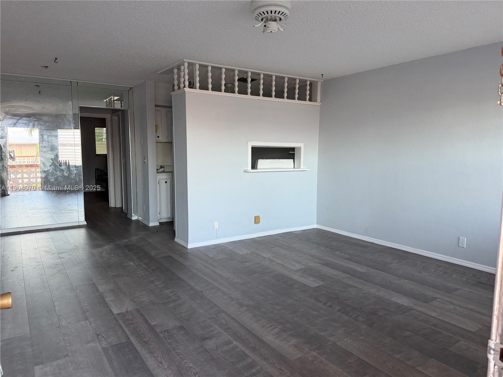 ROLEN LAKE GARDENS CO-OP - Residential Lease