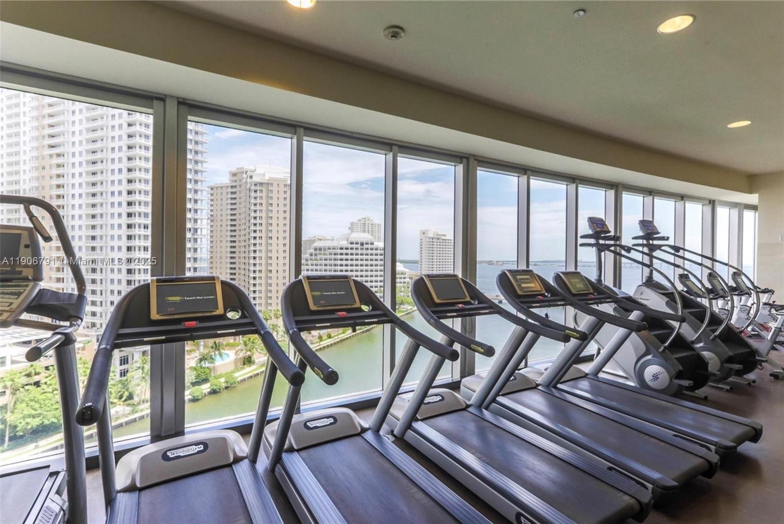 ICON BRICKELL CONDO NO 3 - Residential Lease