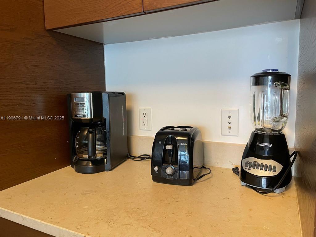 ICON BRICKELL CONDO NO 3 - Residential Lease