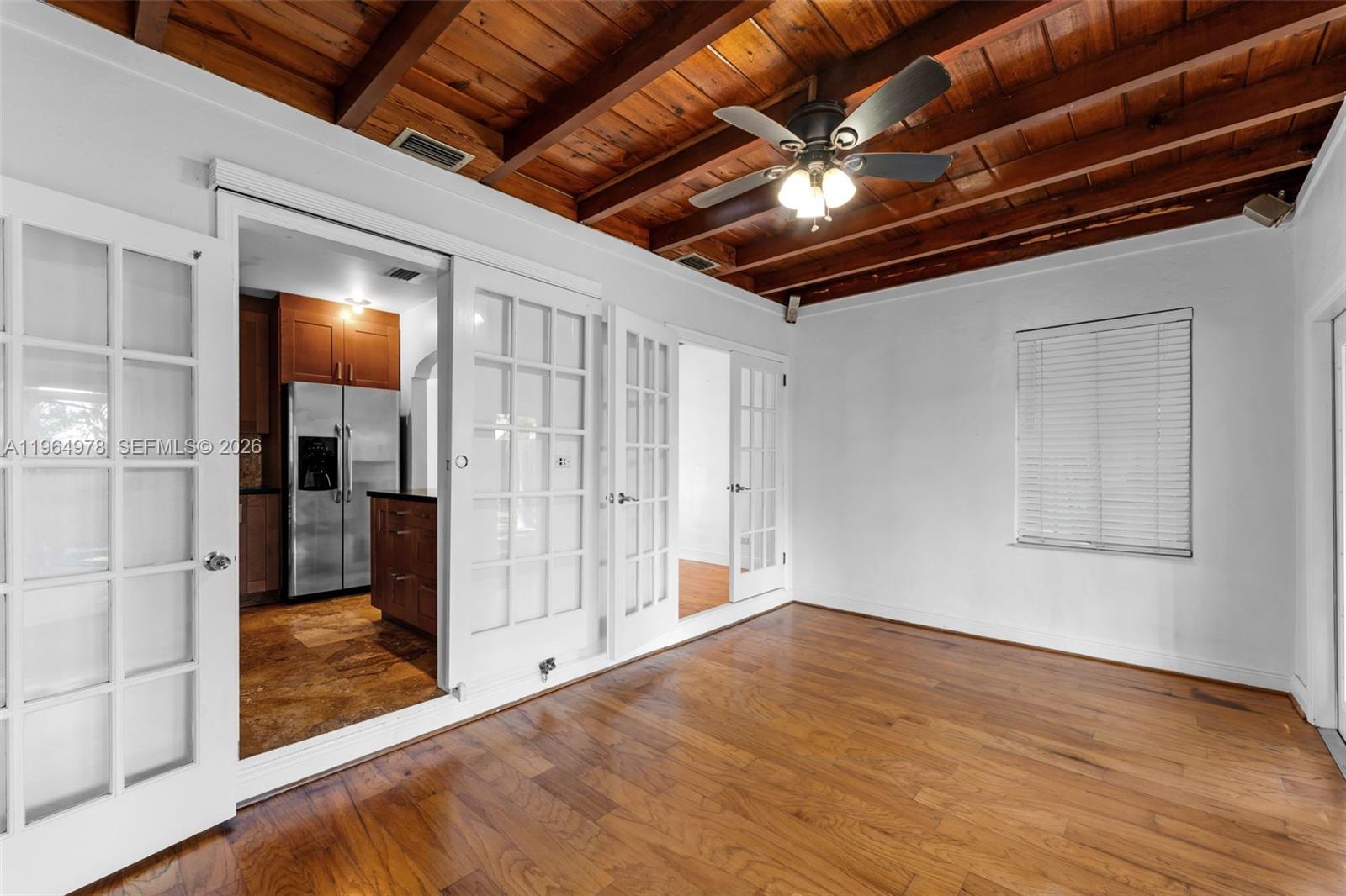 SUNNY GROVE - Residential