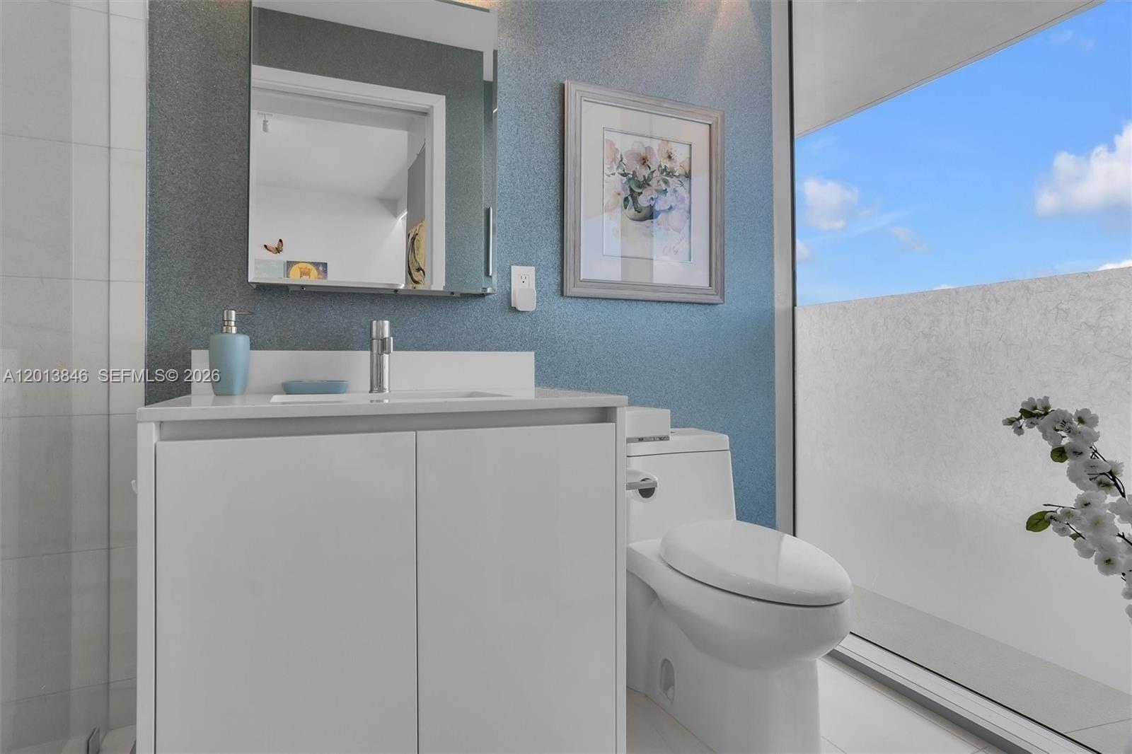 2200 FORT LAUDERDALE BEAC - Residential Lease
