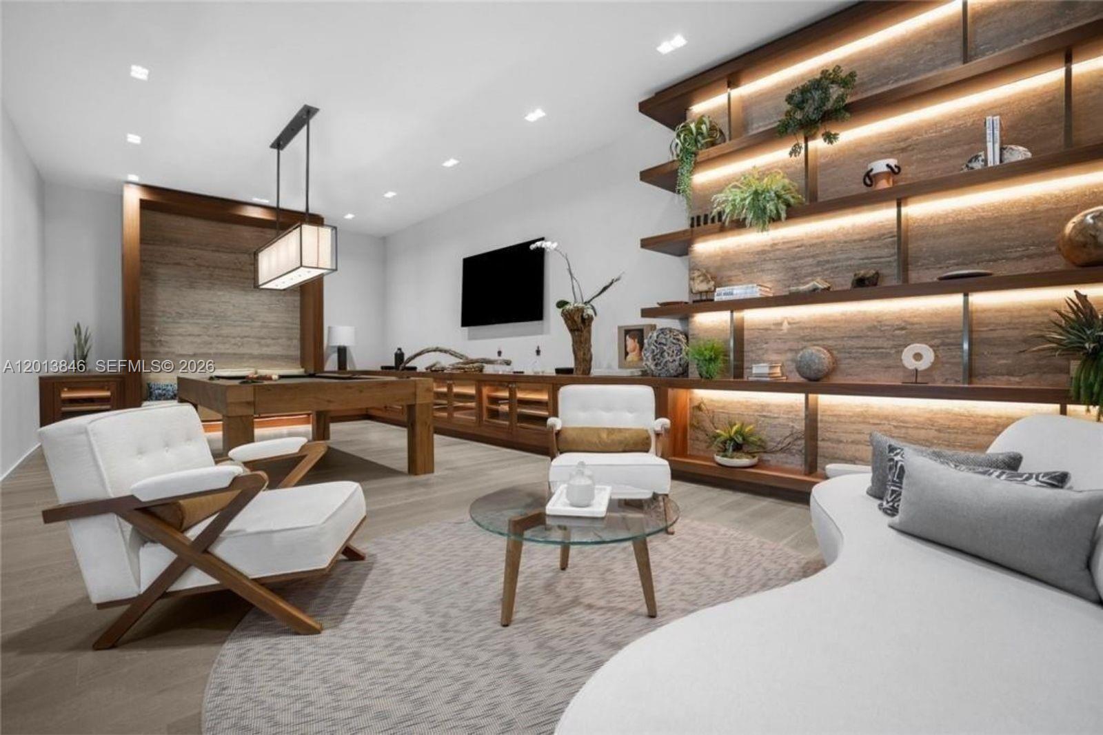 2200 FORT LAUDERDALE BEAC - Residential Lease