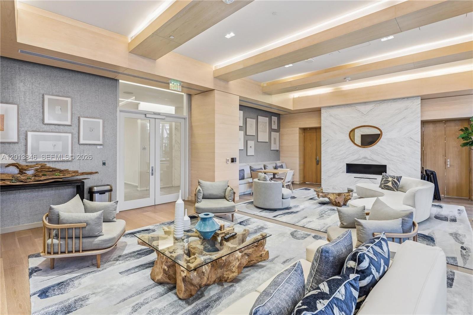 2200 FORT LAUDERDALE BEAC - Residential Lease