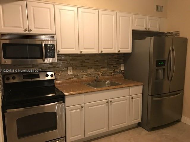 Hyde Park manor - Residential