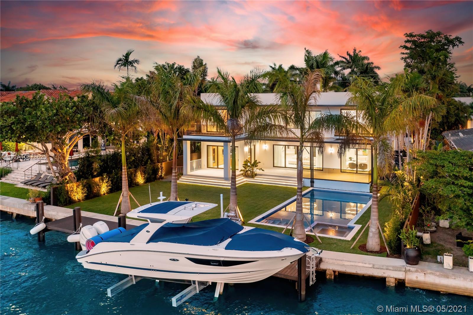 BAY HARBOR ISLAND - Residential