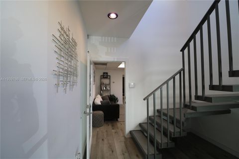 7452 SW 48th St Miami FL 33155