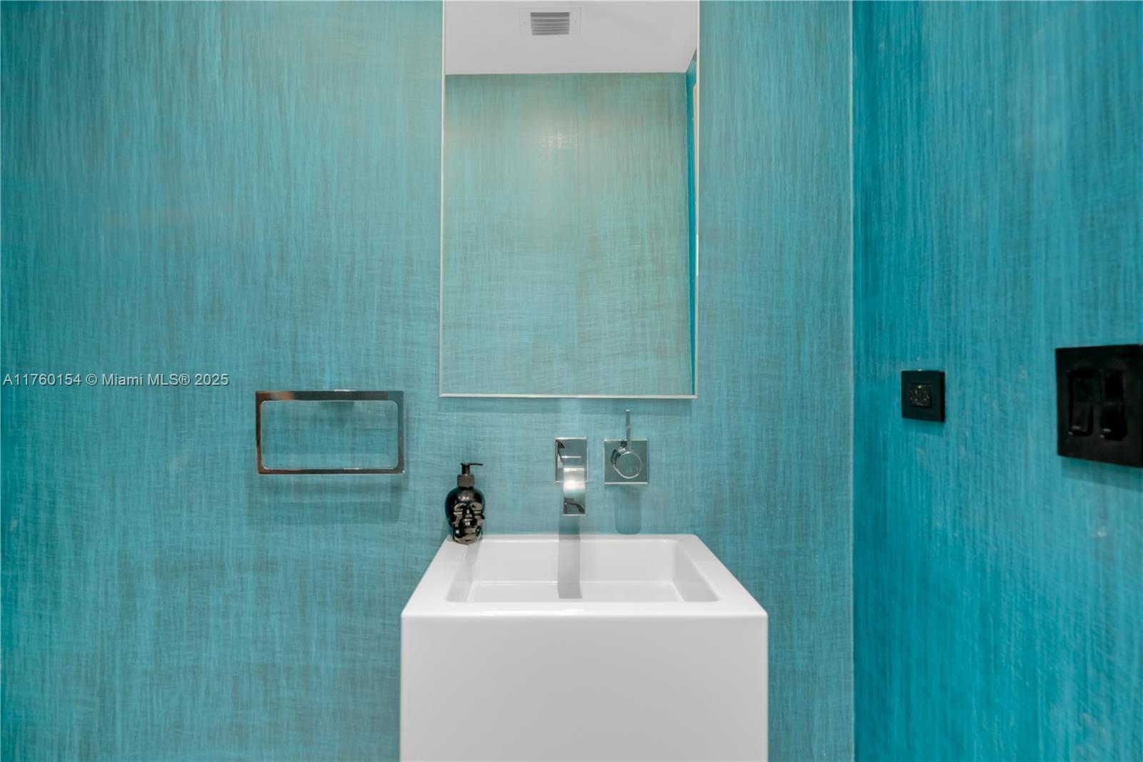 321 OCEAN CONDO - Residential