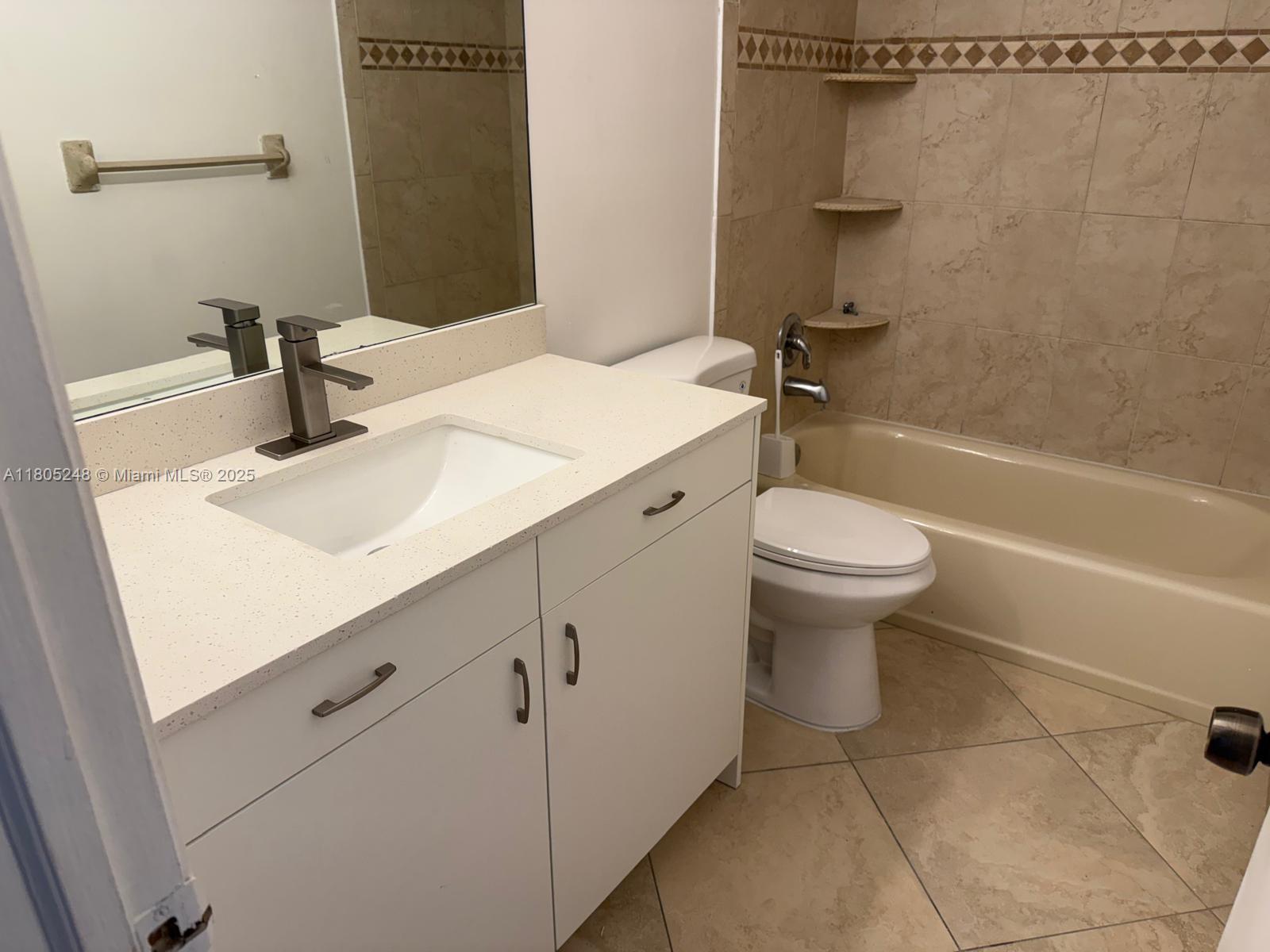 SPRINGS COLONY CLUB CONDO - Residential Lease