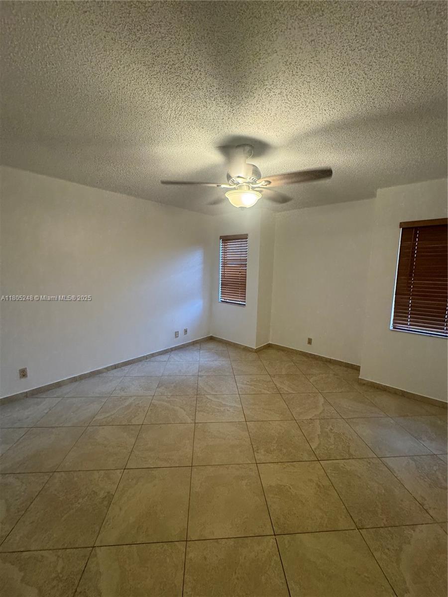 SPRINGS COLONY CLUB CONDO - Residential Lease