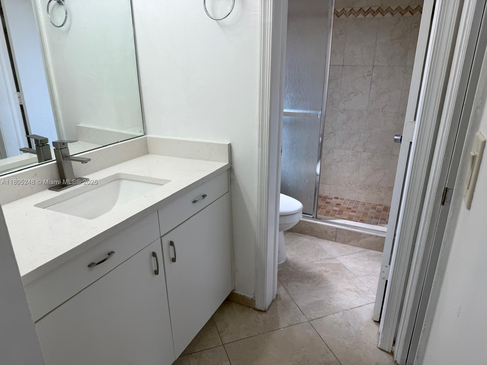 SPRINGS COLONY CLUB CONDO - Residential Lease