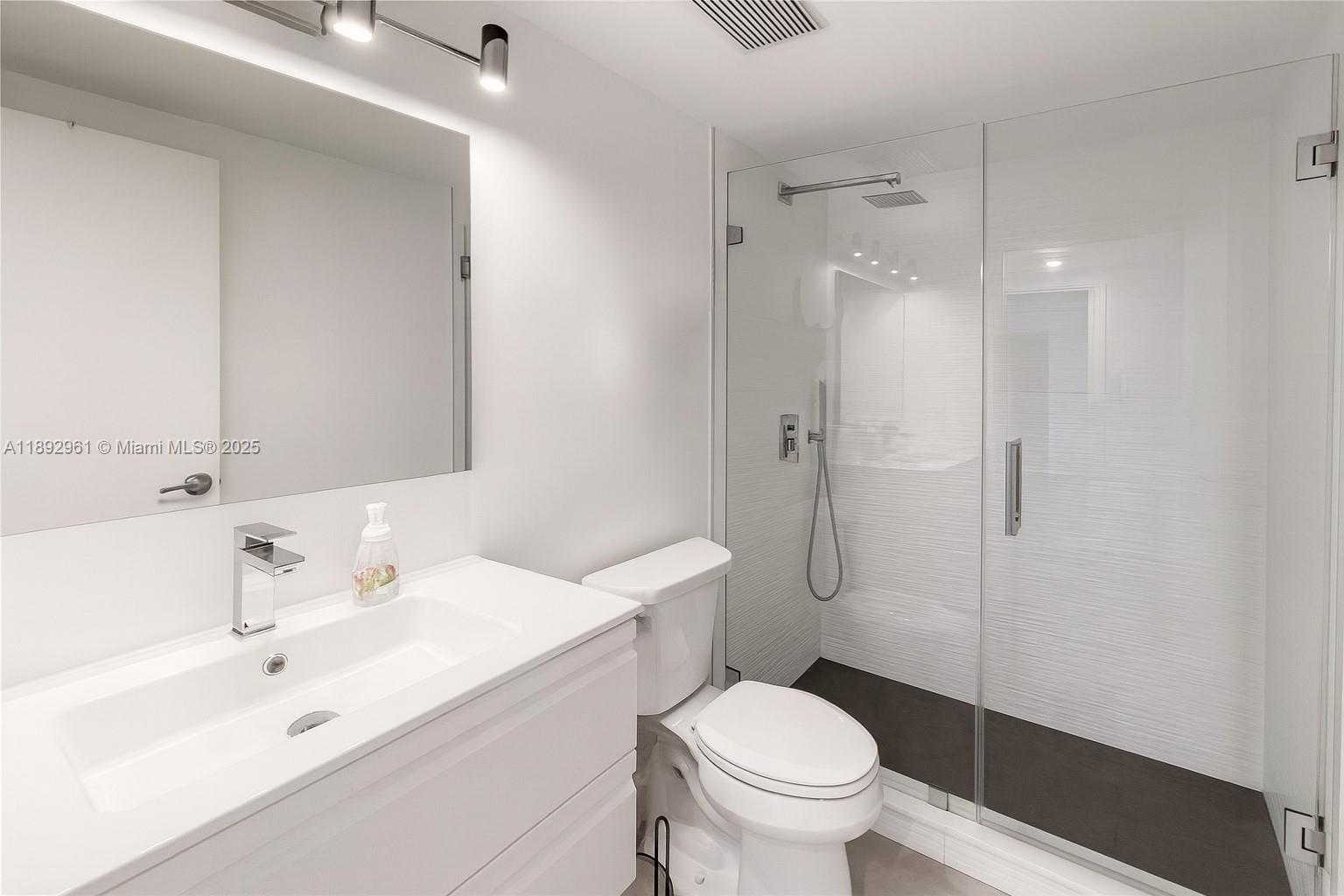 MIRADOR 1035 CONDO - Residential Lease