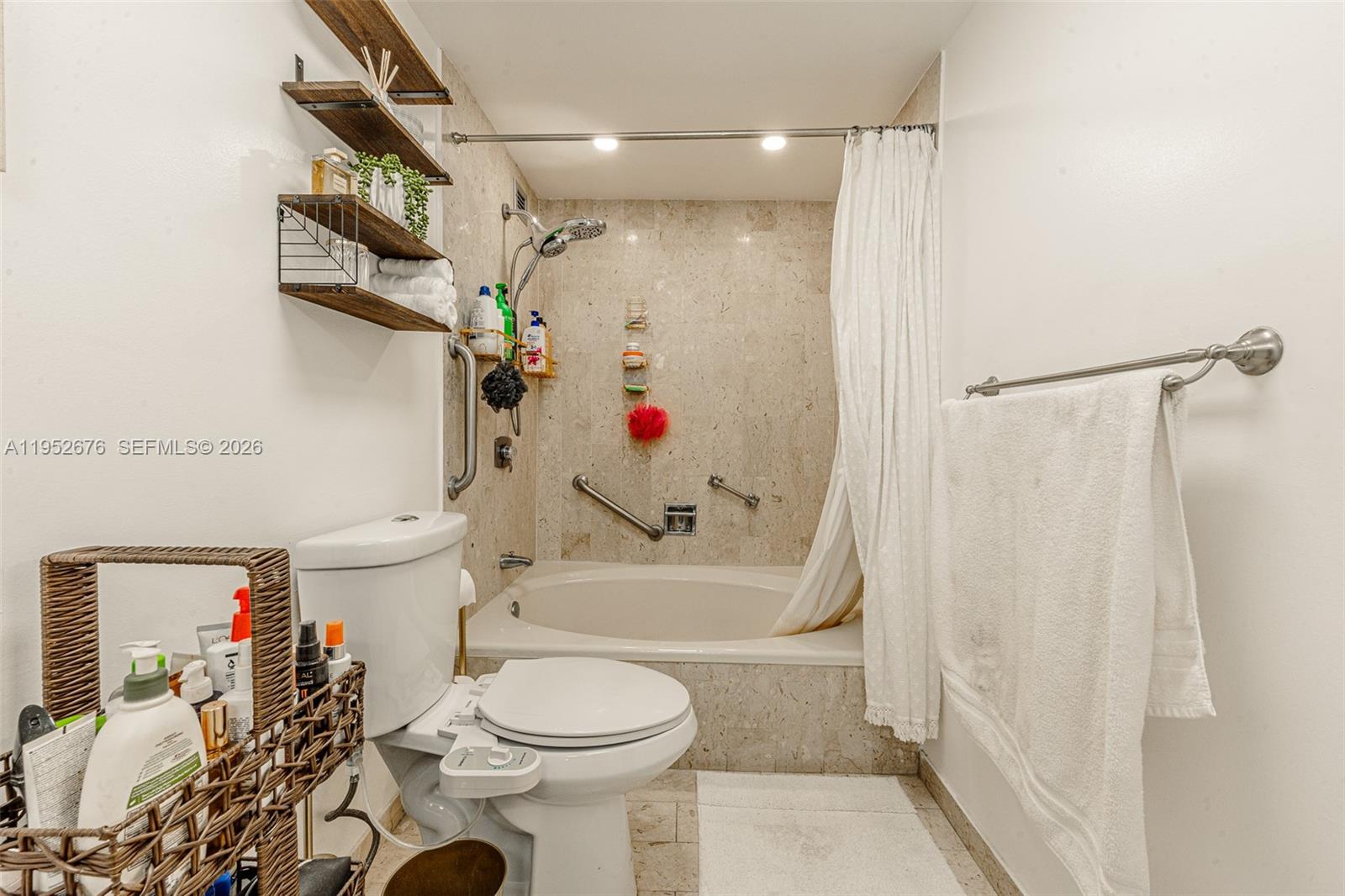 Cricket Club - Residential