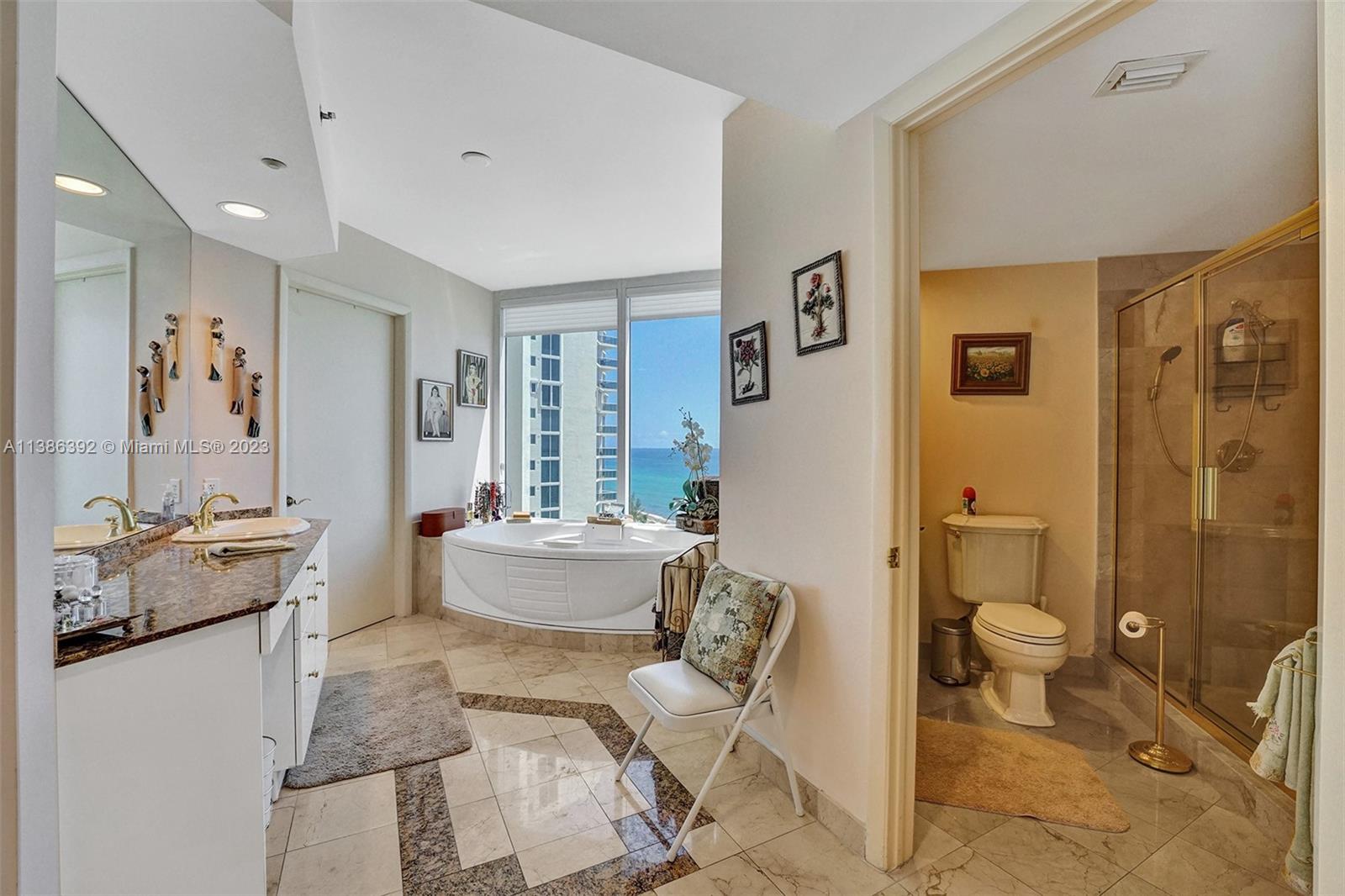 OCEAN ONE CONDO - Residential