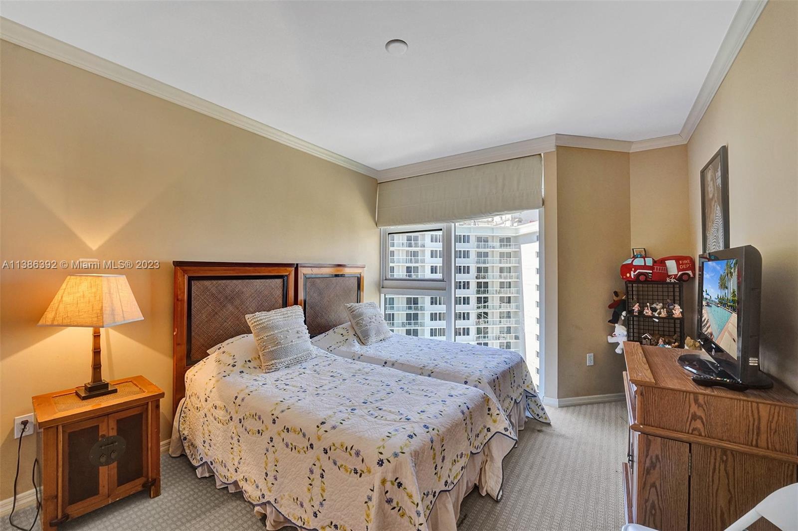 OCEAN ONE CONDO - Residential