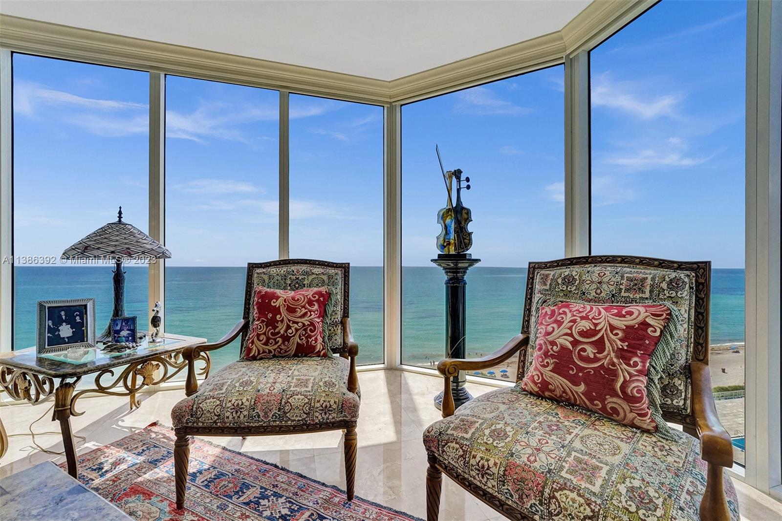 OCEAN ONE CONDO - Residential