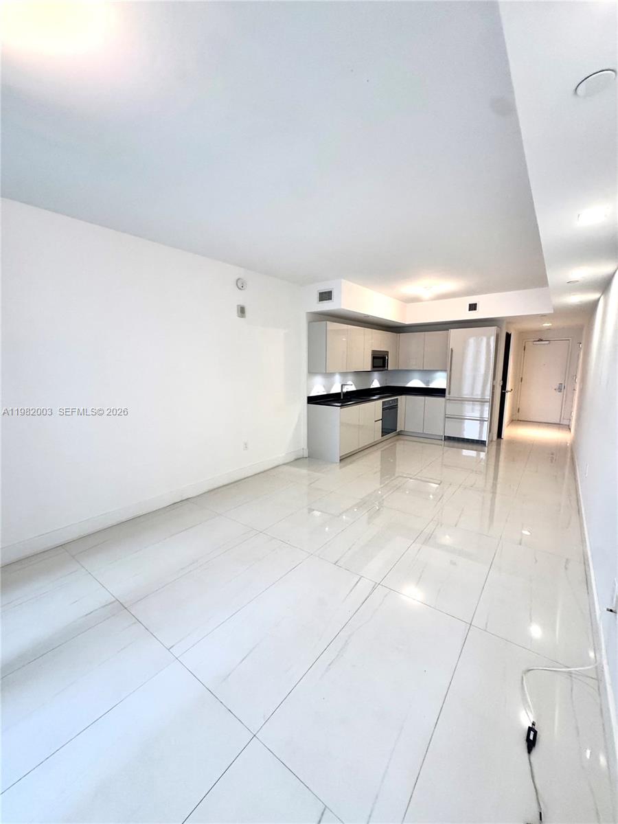 1010 BRICKELL CONDO - Residential Lease